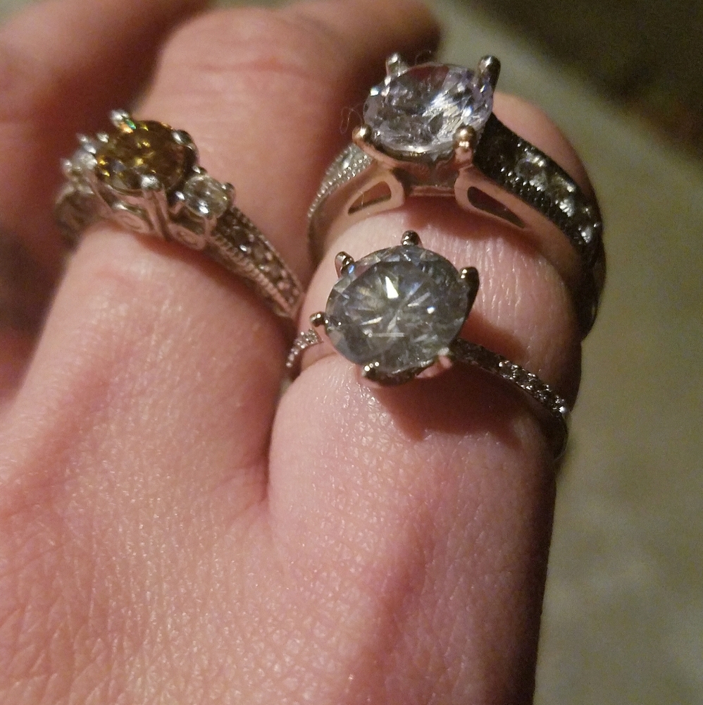 3ct Moissanite Solitaire - Size 6.5 - Picture 4 of 6